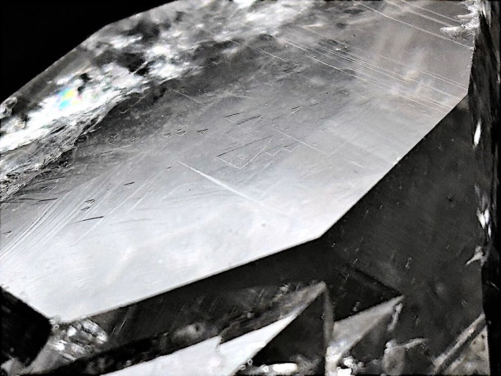 インド・マニハール産 水晶ポイント ( レコードキーパー )【84x71x59mm】/ Himalayan Quartz Crystal