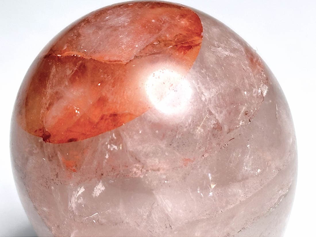 マダガスカル産 ファイアクォーツ エッグ / Fire Quartz Egg