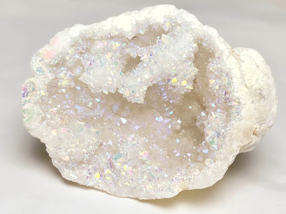 ブラジル産 オーラクォーツ ジオード/ Aura Quartz Geode