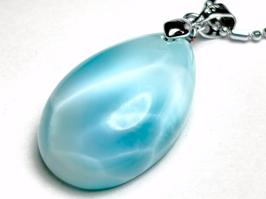 【高品質】 ドミニカ共和国産 ラリマー ペンダントトップ / Larimar