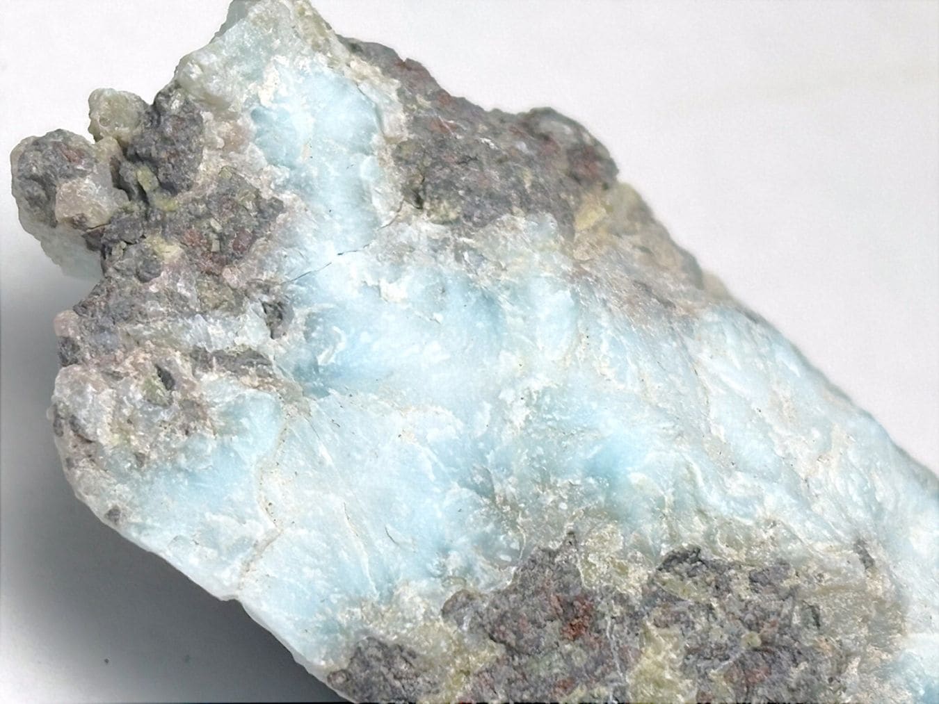 ドミニカ共和国産 ラリマー(ソーダ珪灰石)/Larimar