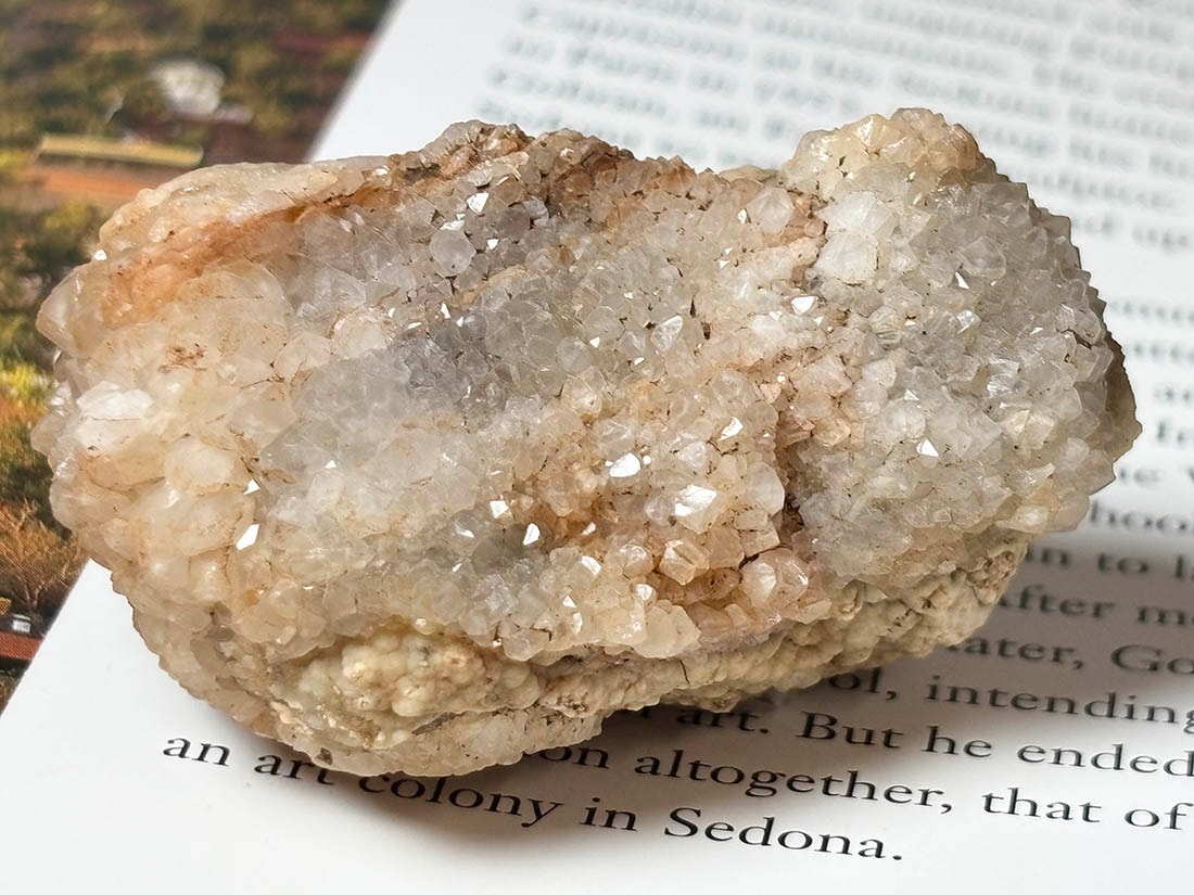 アリゾナ州・ノースセドナ産 セドナクォーツ / Sedona Quartz