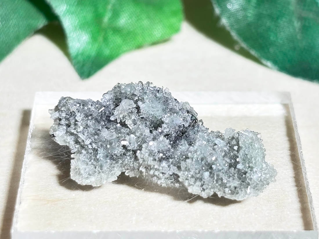 神岡鉱山産 クォーツ / quartz  ( 水晶 )【ミニチュア鉱物】