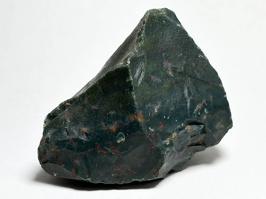 インド産 ブラッドストーン ラフ (血玉石) / Blood Stone 