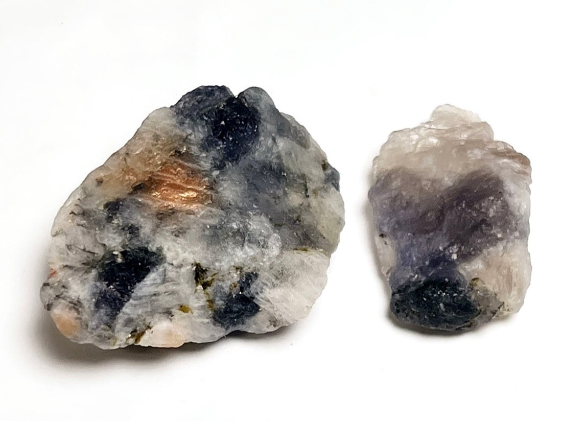 アイオライト(菫青石)