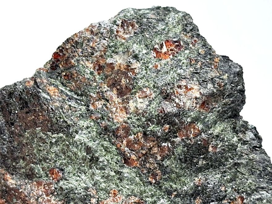 レア！ノルウェー産 エクロジャイト/Eclogite (榴輝石)