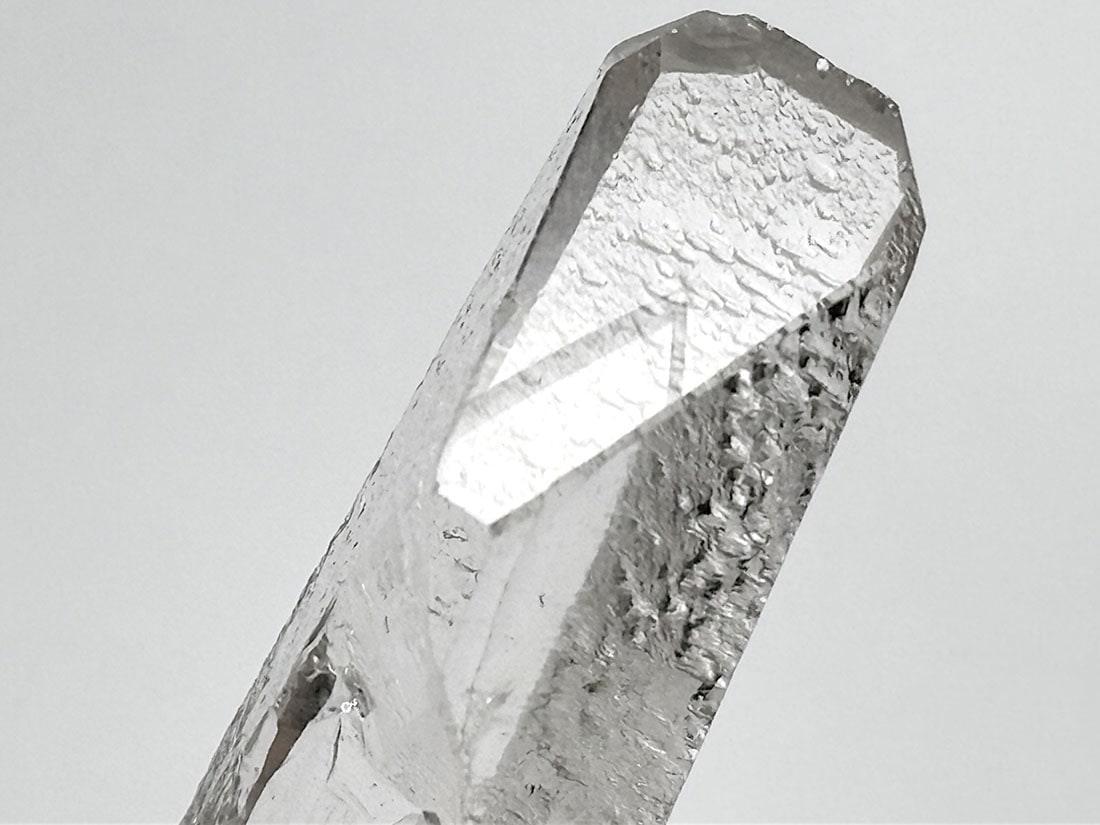 ゼッカデソウザ産 水晶 ポイント / Zecca De Souza Quartz