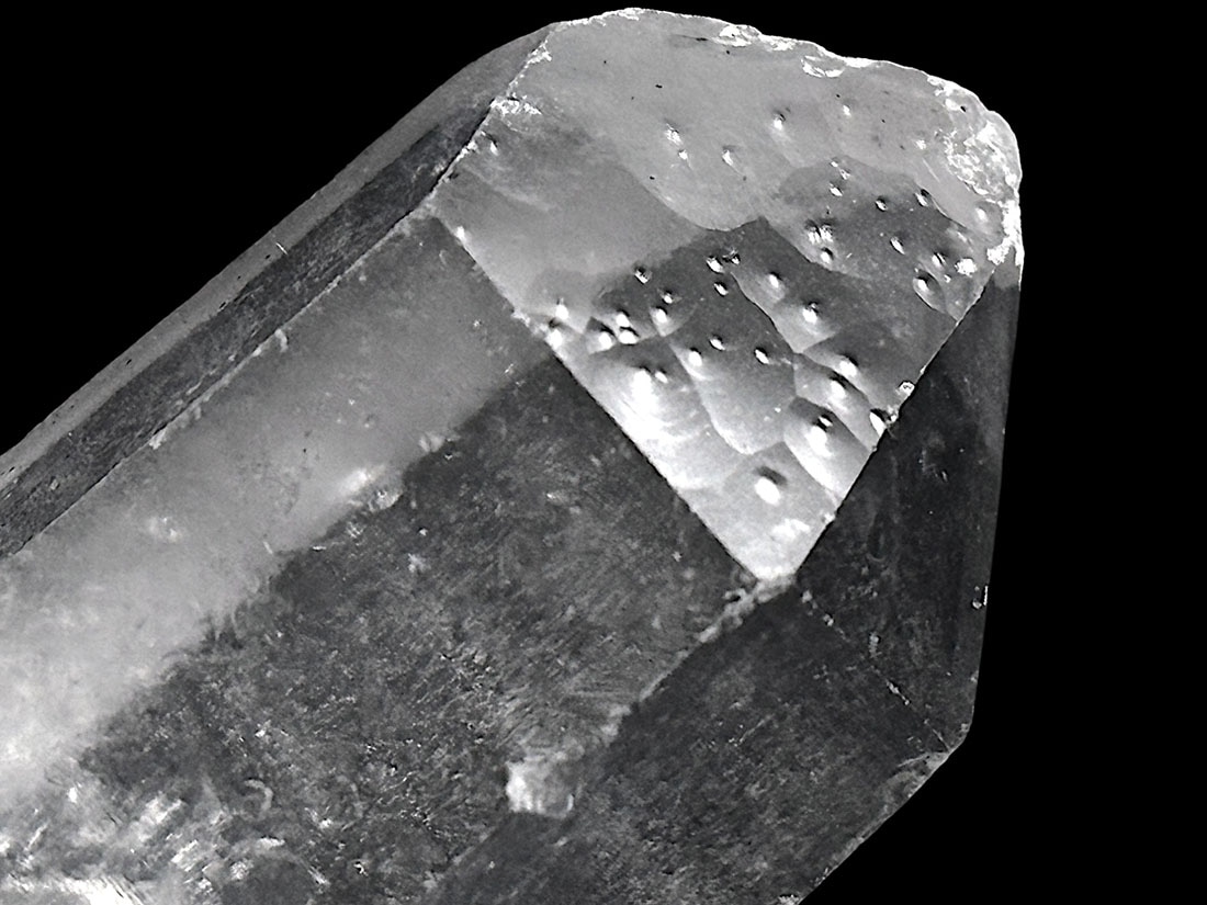 レア! マダガスカル産 変わりファセット 水晶 ポイント / Crystal Quartz