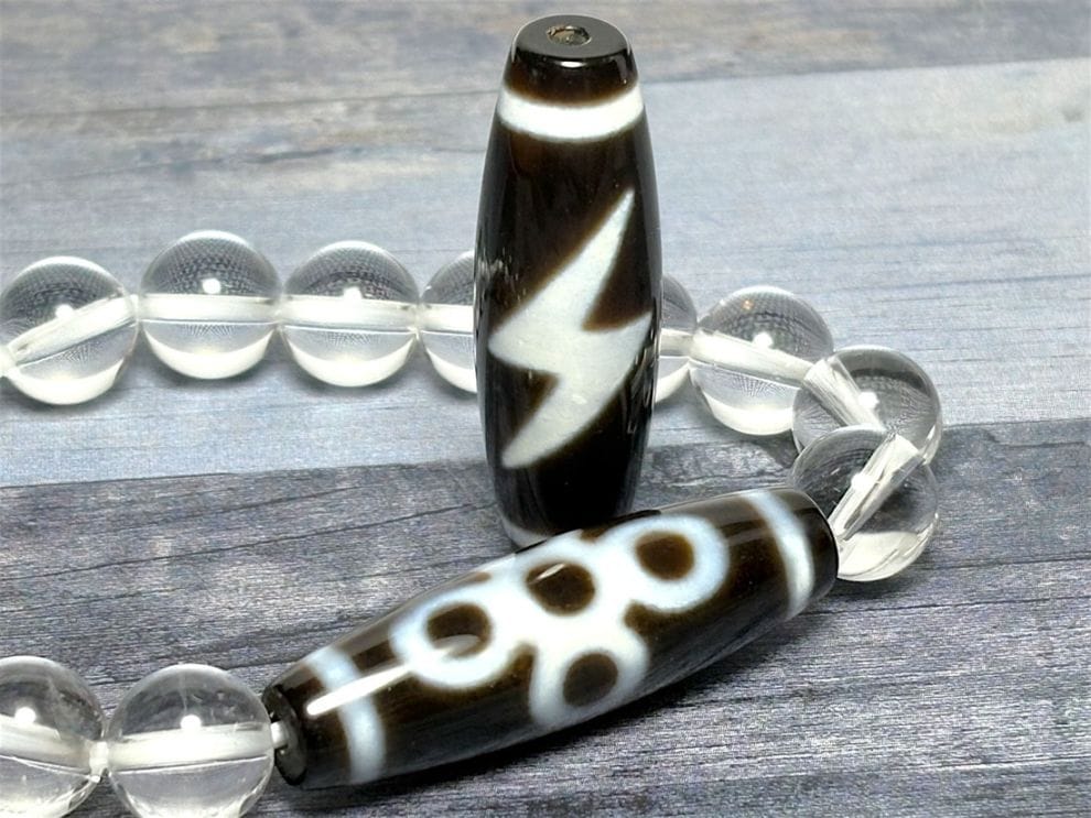 チベット 閃電五眼天珠 ( 至純天珠 ) / dZi beads