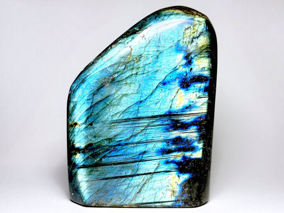 マダガスカル産ラブラドライト 自立型ポリッシュ / Labradorite