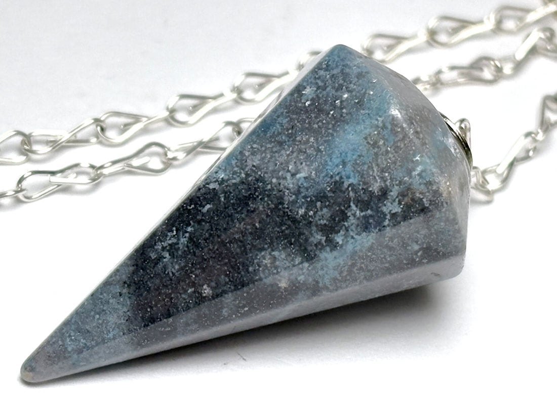 ブラジル産 トロレアイト ペンデュラム / Troleite Pendulum / Troleite