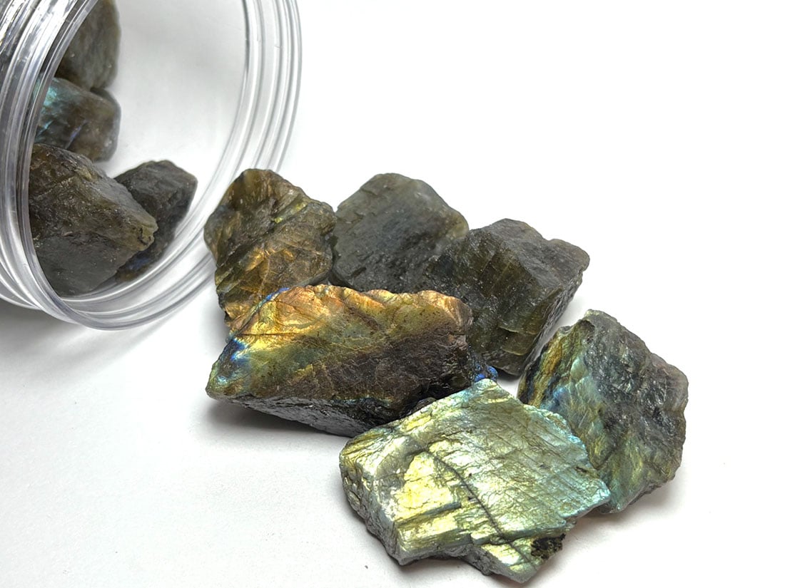 マダガスカル産 ラブラドライト  ラフ ボトル入り600gセット アソート /Labradorite