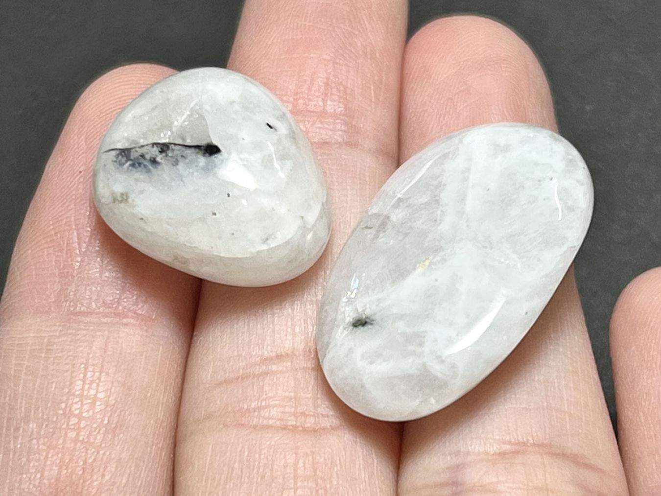 インド産 レインボームーンストーン タンブル 2個セット / Rainbow Moon Stone
