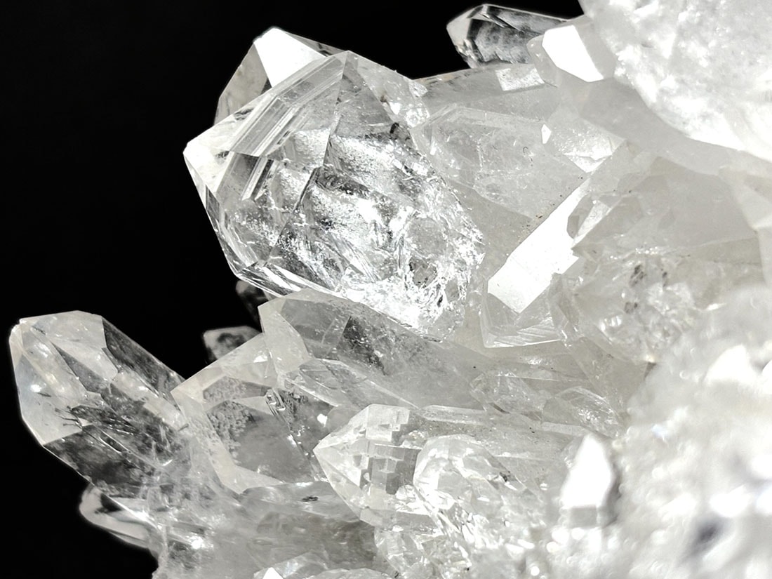 ブラジル トマスゴンザガ鉱山産  水晶クラスター / Quartz Cluster