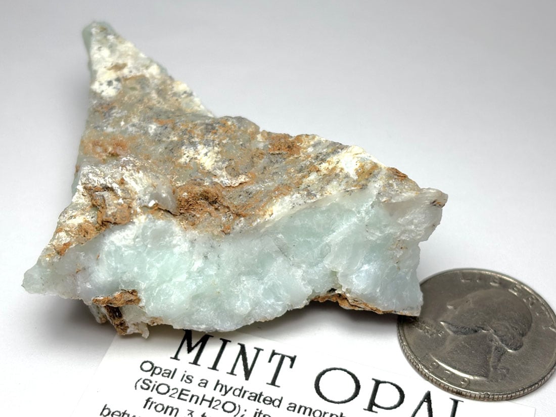 インドネシア産 ミントオパール ( 蛋白石 )/ Mint Opal