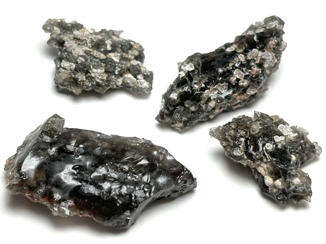 フラーレン　黒曜石オブシディアン　10㎜珠　淡路島八大龍王の滝で浄化済 フラーレン 黒曜石オブシディアン 10㎜珠 淡路島八大龍王の滝で浄化済