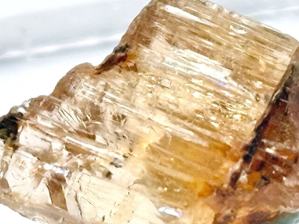 (蛍光) ブラジル産 インペリアルトパーズ /Imperial Topaz 