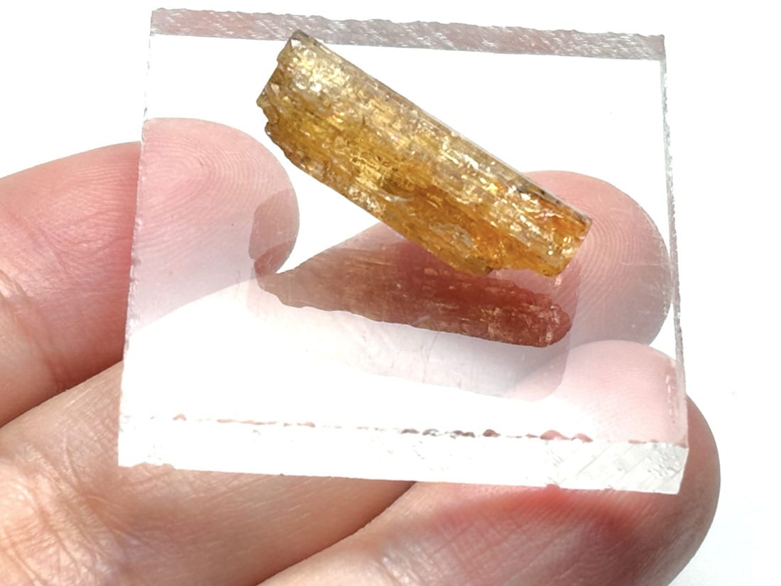 (蛍光) ブラジル産 インペリアルトパーズ /Imperial Topaz 