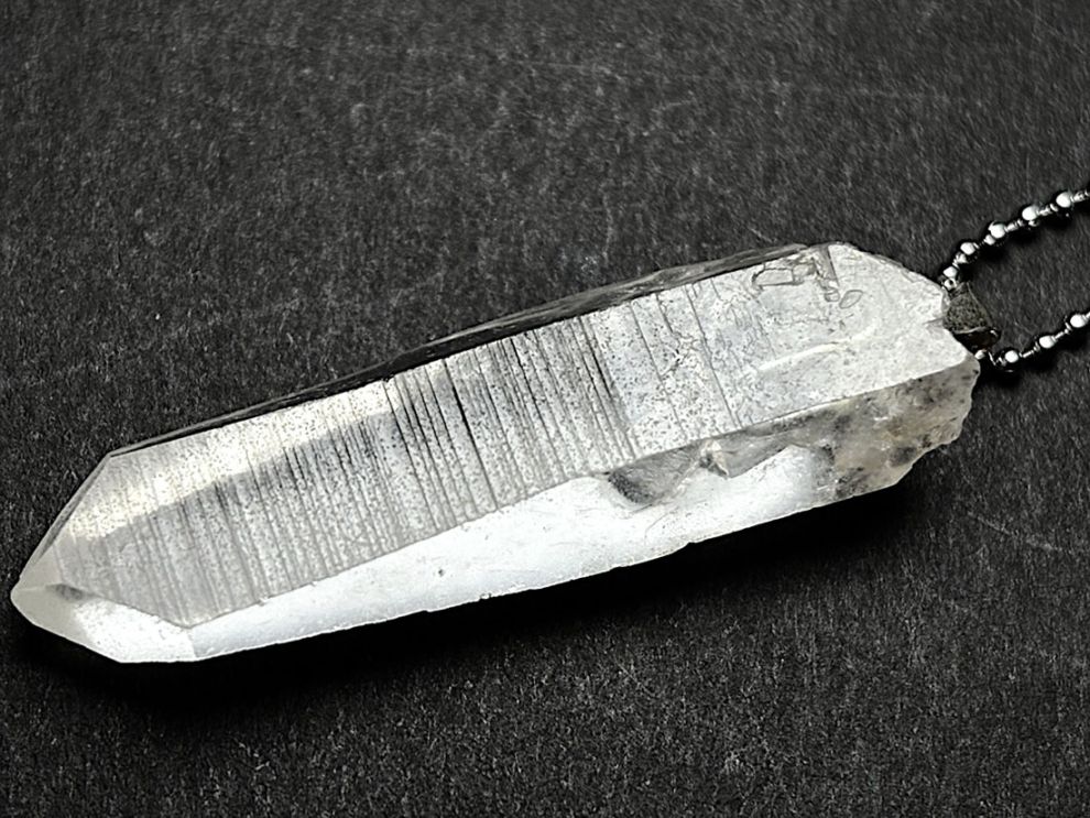 ブラジル産 レムリアンシード 水晶原石 ペンダントトップ / Lemurian seed crystal