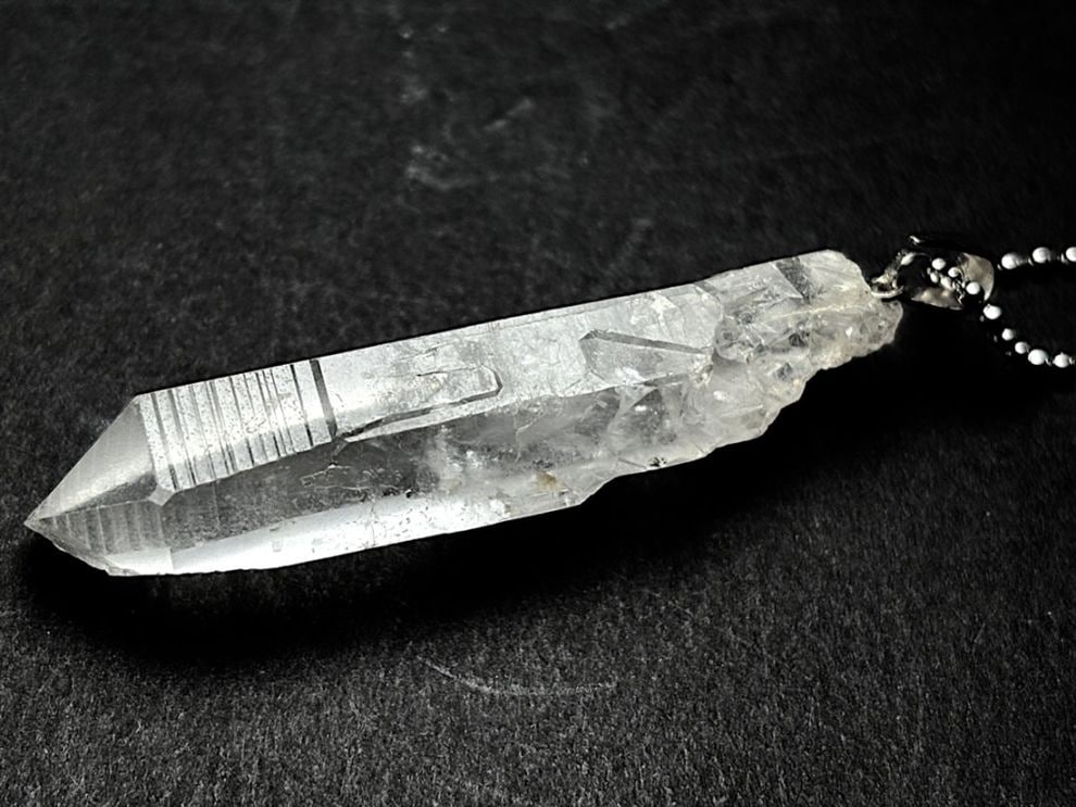 ブラジル産 レムリアンシード 水晶原石 ペンダントトップ / Lemurian seed crystal