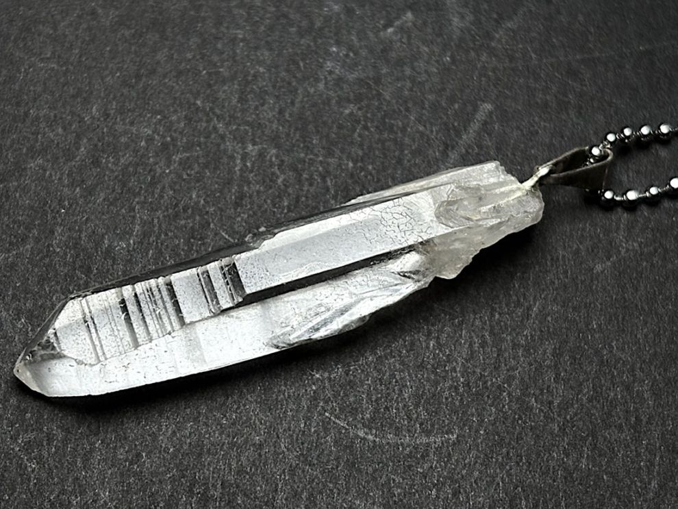 ブラジル産 レムリアンシード 水晶原石 ペンダントトップ / Lemurian seed crystal