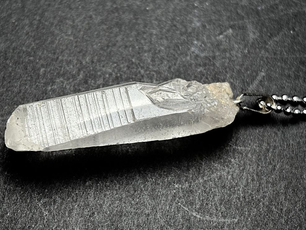 ブラジル産 レムリアンシード 水晶原石 ペンダントトップ / Lemurian seed crystal