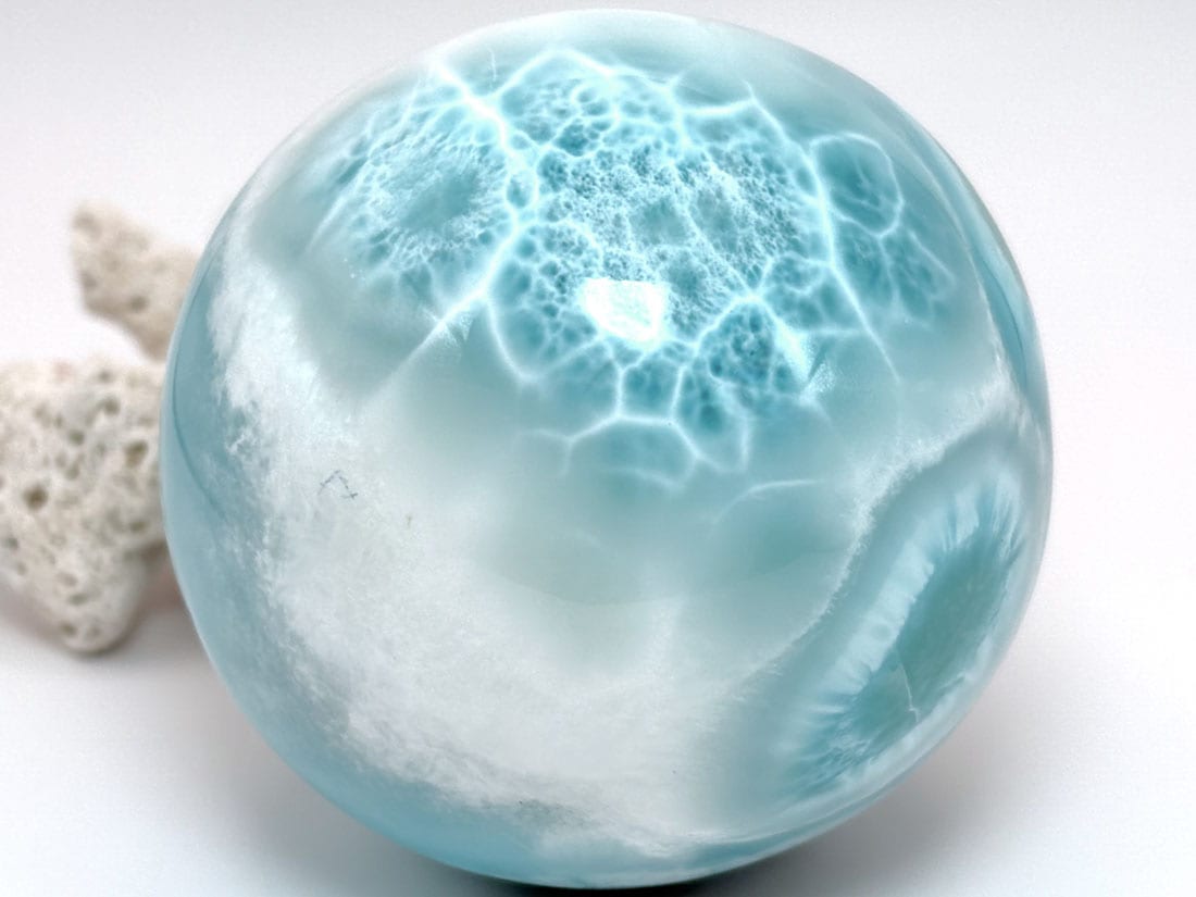 ドミニカ共和国産 ラリマー 57mm 丸玉 / Larimar ( ソーダ珪灰石 / ブルーペクトライト )