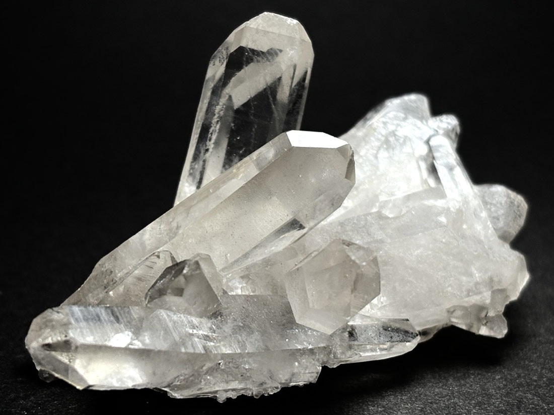 アーカンソー州産 水晶クラスター / Quartz Cluster