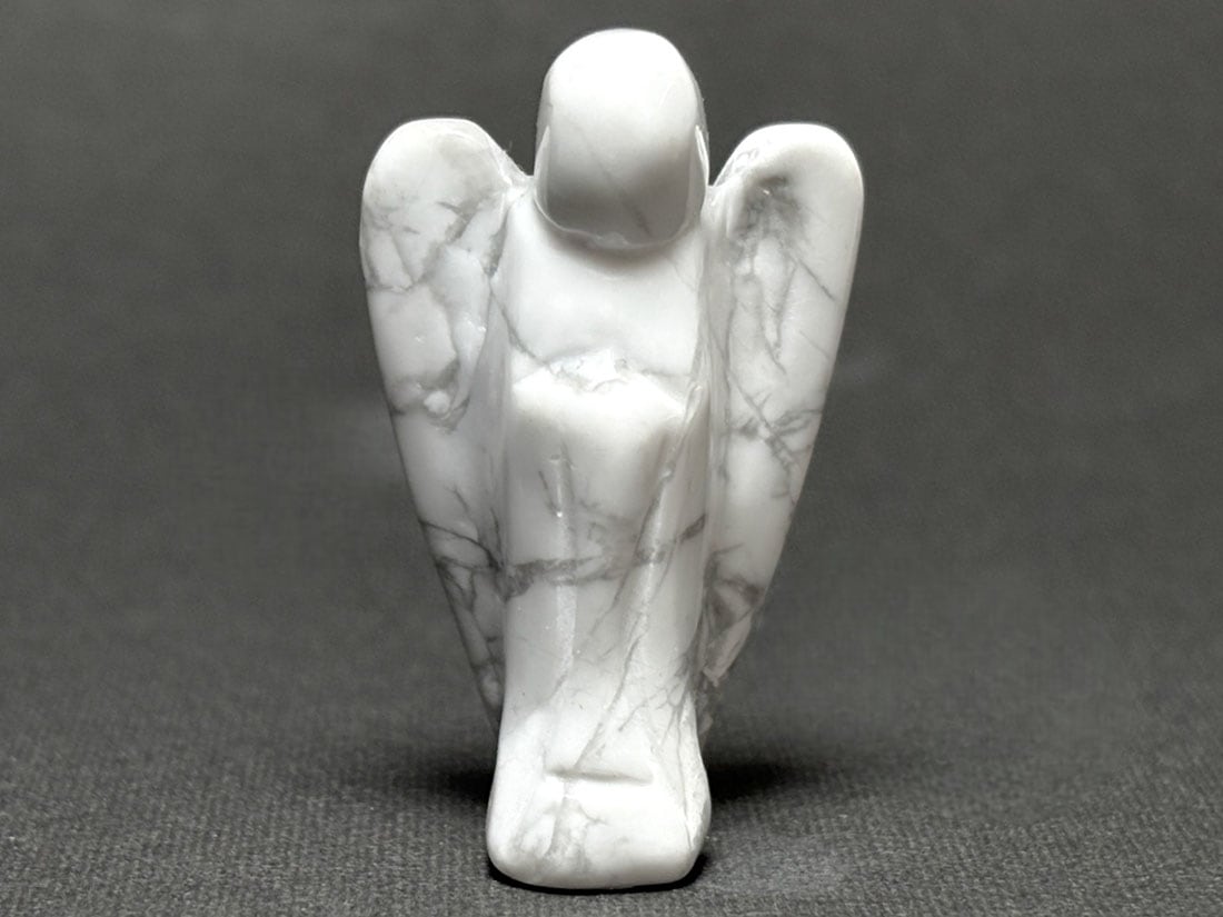 天然石 ( ハウライト ) エンジェル彫刻 / Angel