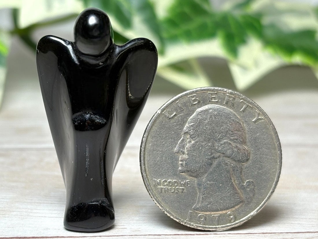 天然石 エンジェル彫刻 / Angel