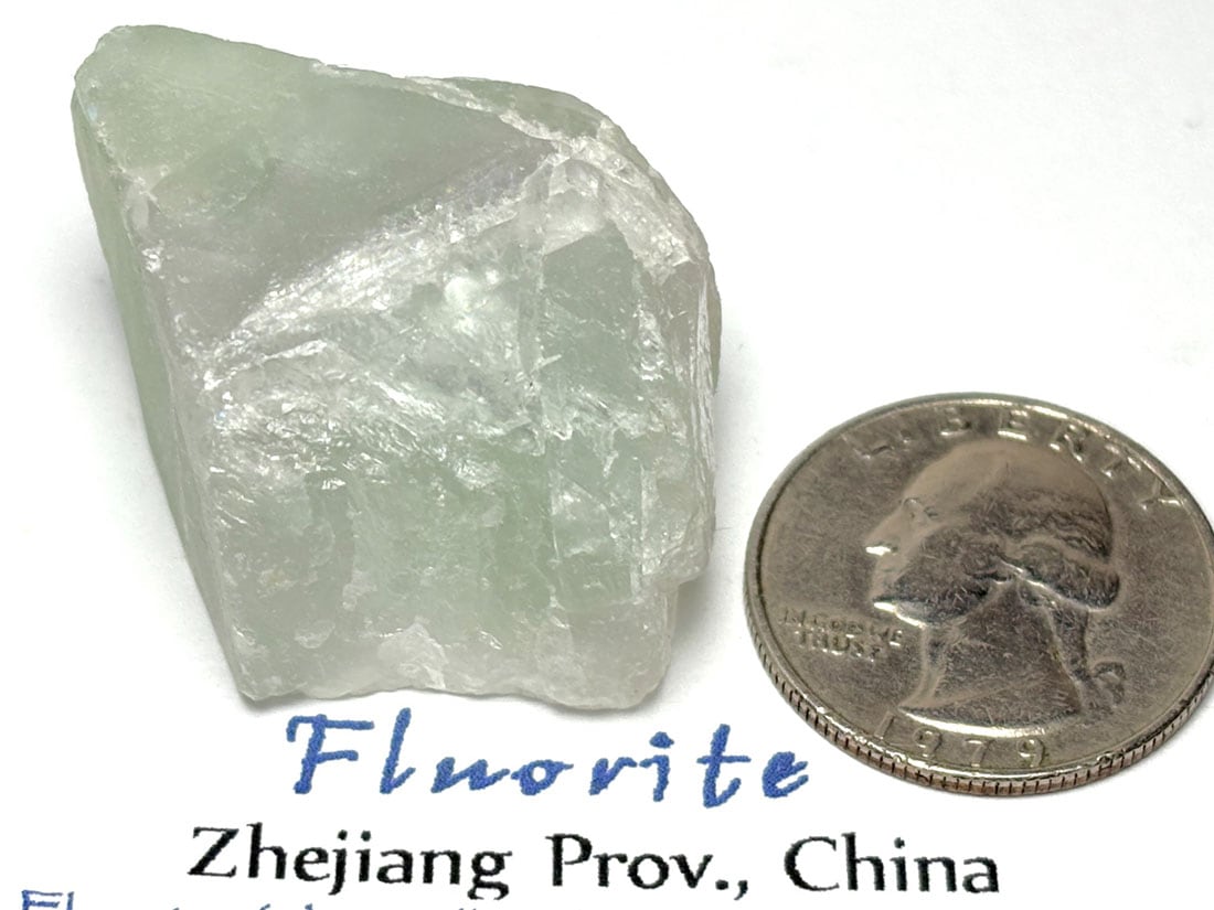 浙江省産 フローライト  ( 蛍石 )/ Fluorite