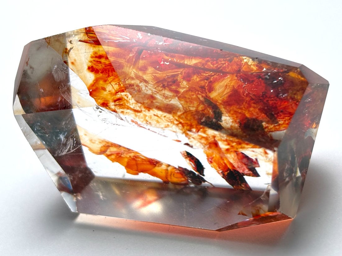 オーロラクォーツ ラフカットポリッシュ / Aurora Quartz