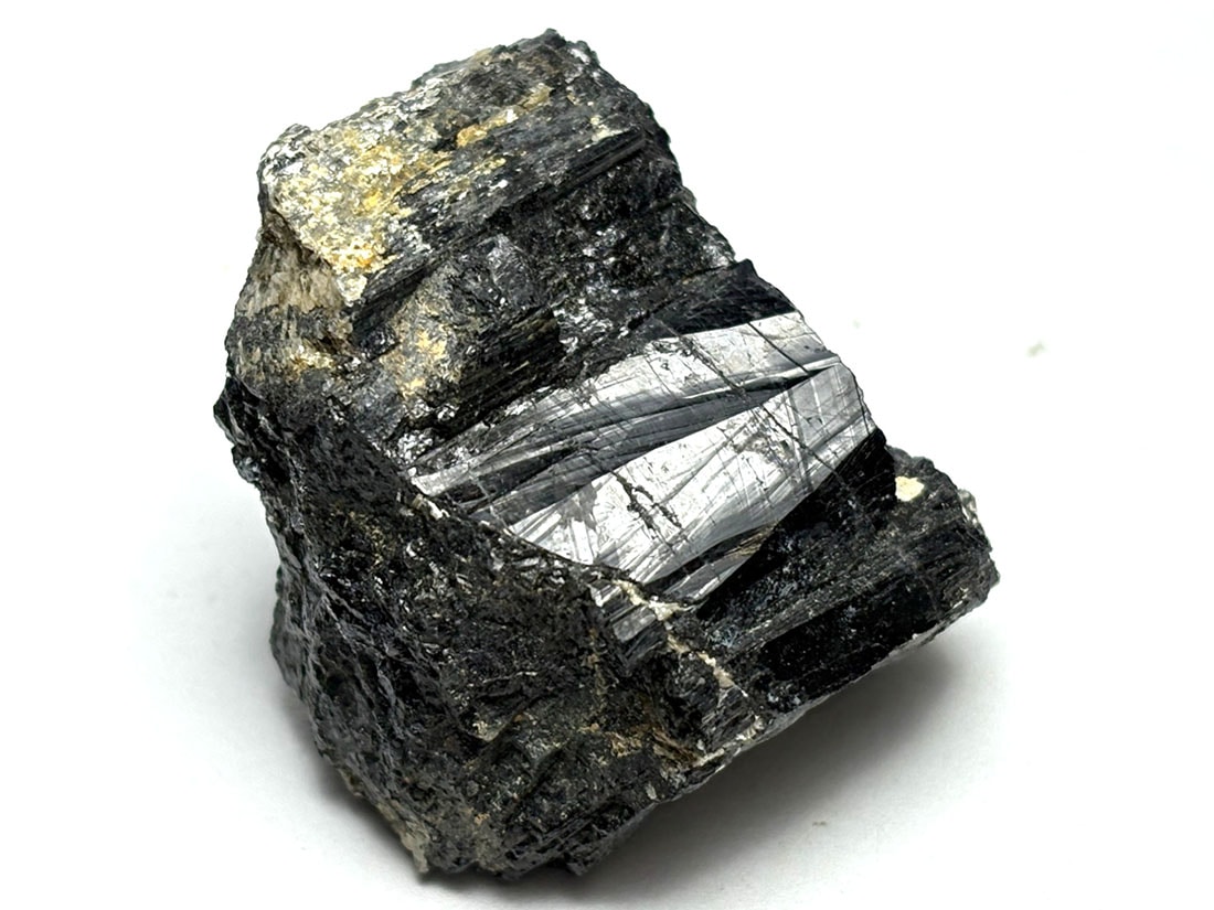 鉄電気石(トルマリン)