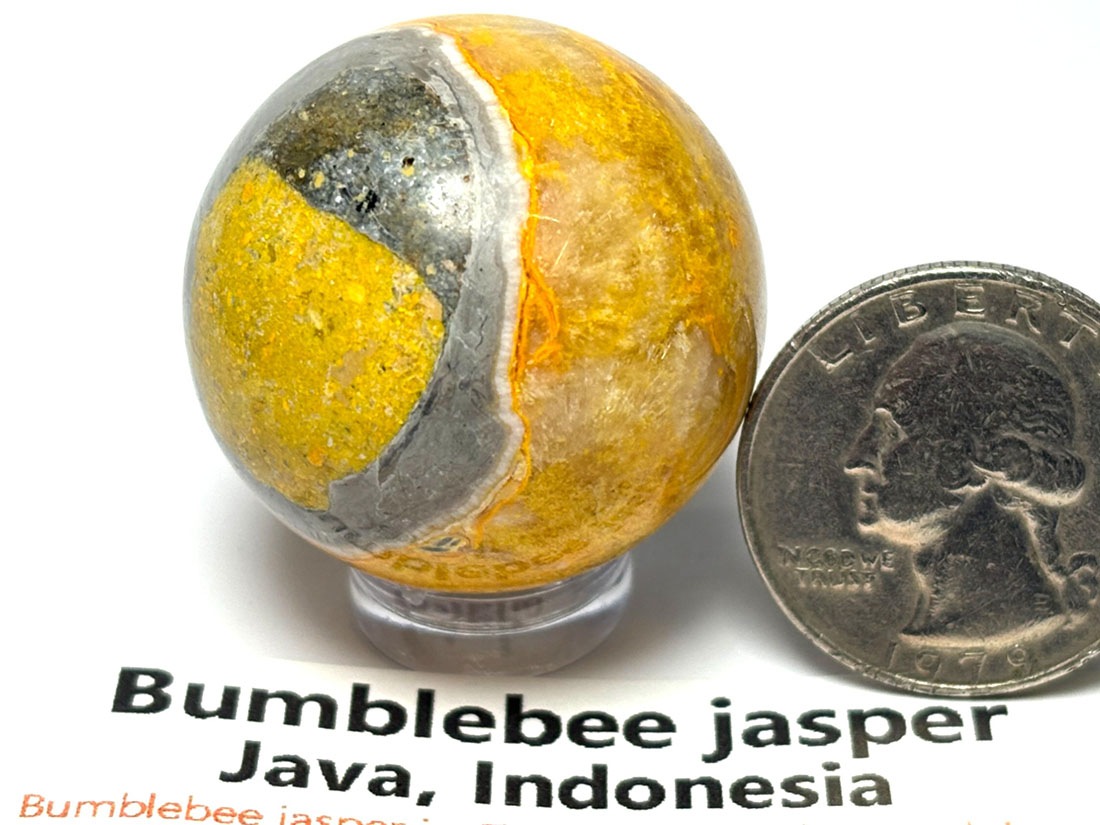 インドネシア産 バンブルビージャスパー  31mm丸玉 / Bumblebee Jasper Sphere
