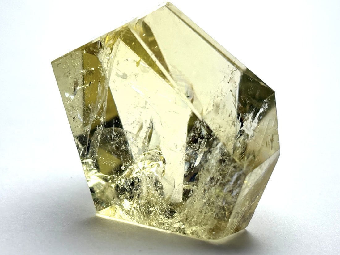 マダガスカル産  アイリススモーキーシトリン  ラフカットポリッシュ / Iris Smoky Citrine