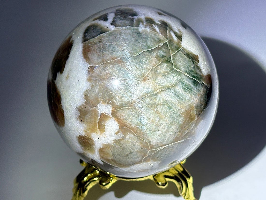 キャッツアイ アパタイト 61mm 丸玉   / Cat's Eye Apatite