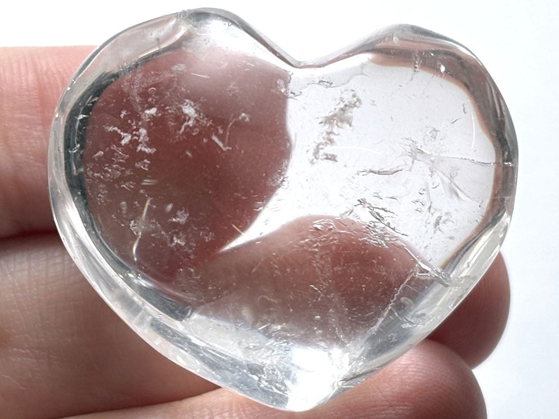 水晶 ハート型彫刻  /Heart Shaped Crystal Quartz