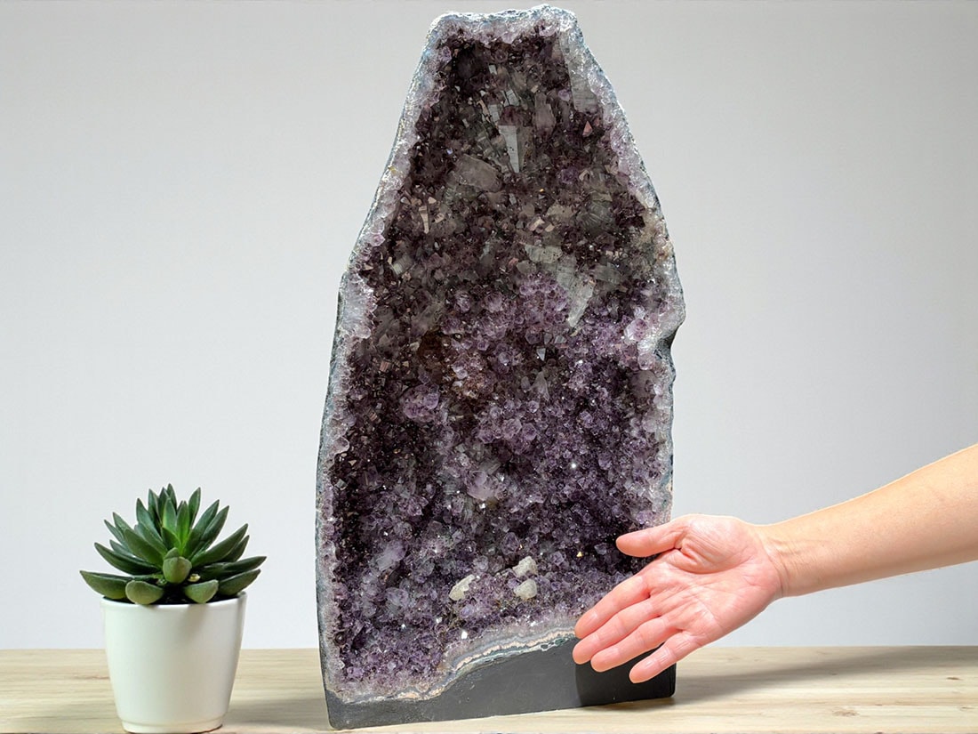 ブラジル産 アメジストドーム  / Amethyst