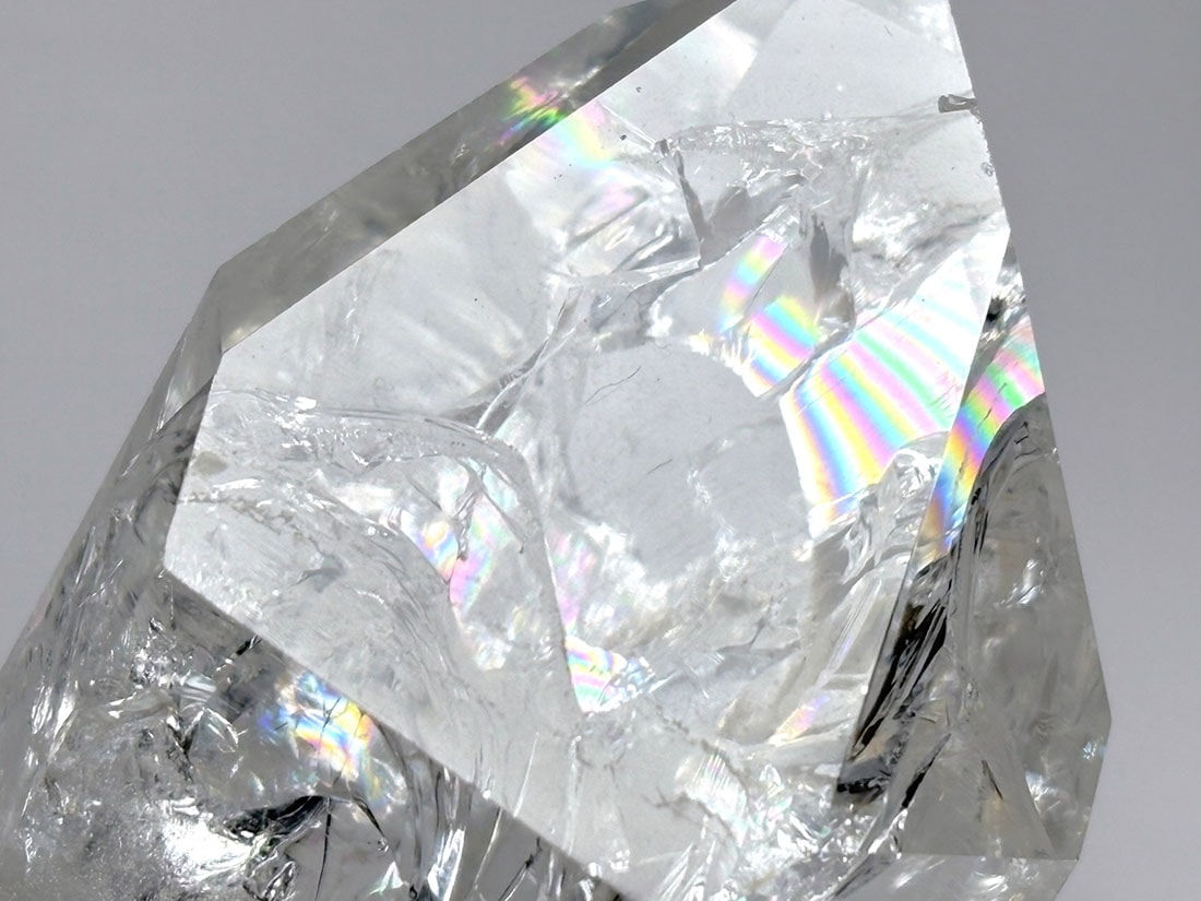 ブラジル産 クラック水晶 ポイント  / Crack Quartz Crystal