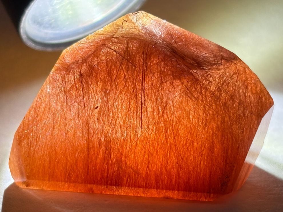 ヒマラヤ ルチルクォーツ  ラフカットポリッシュ  / Himalayan Rutilated Quartz