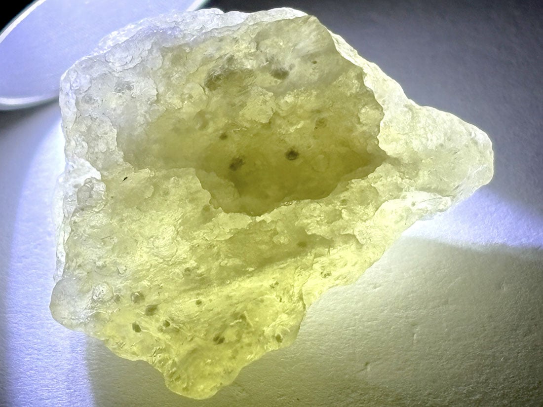 エジプト産 リビアングラス  / Libyan Desert Glass