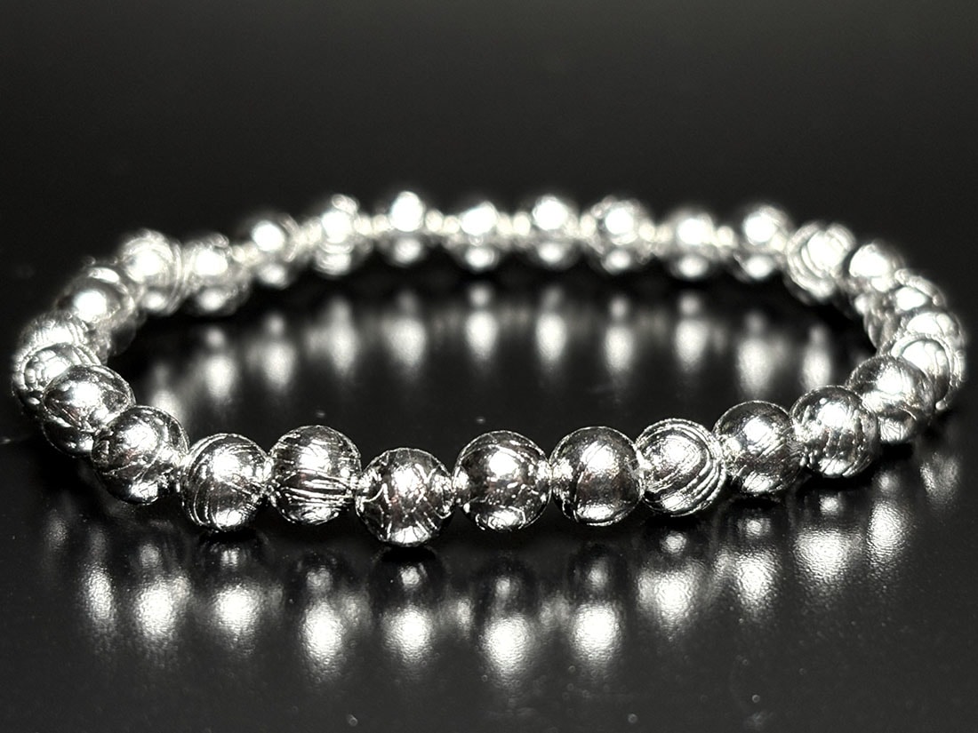 ナミビア産 ギベオン隕石  6mmブレスレット  / Gibeon Meteorite