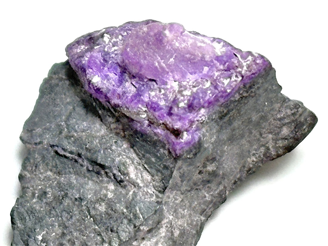 南アフリカ産 スギライト ( 杉石 )/ Sugilite