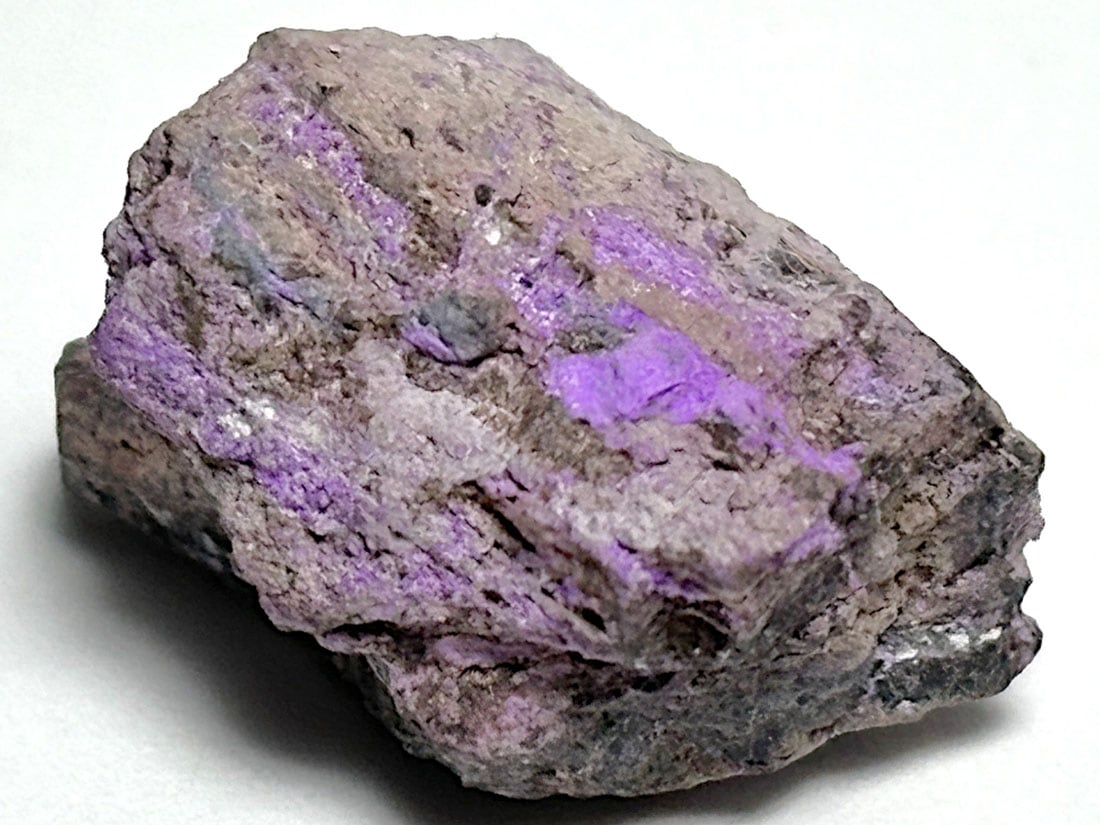 南アフリカ産 スギライト ( 杉石 )/ Sugilite