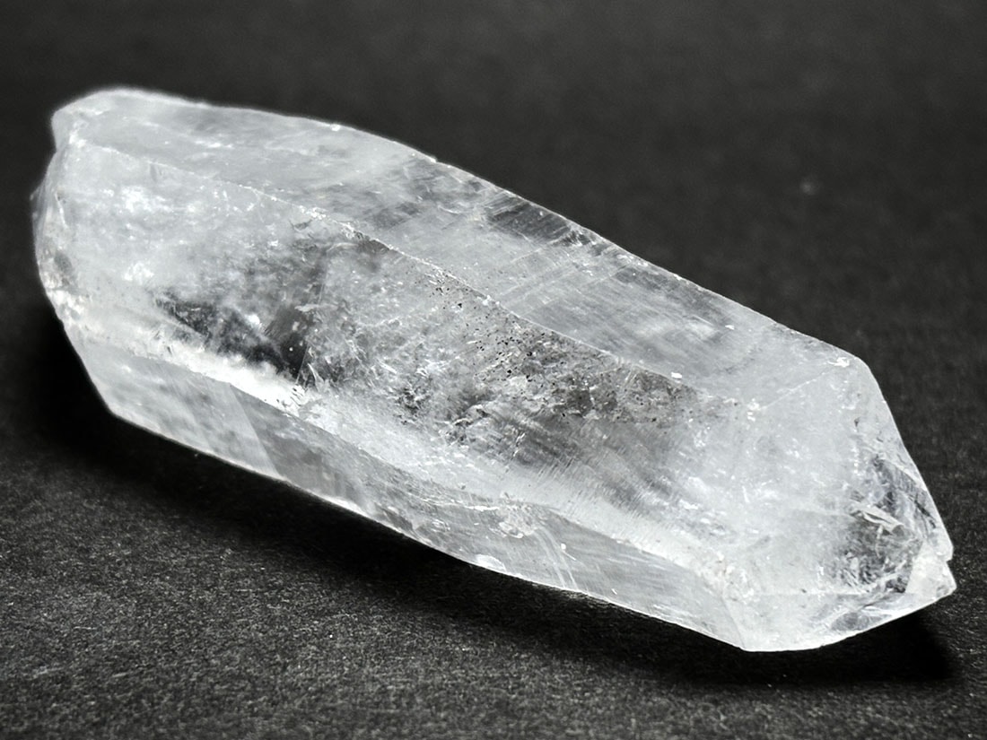 マダガスカル産 水晶 ポイント (両剣水晶) / Crystal Quartz