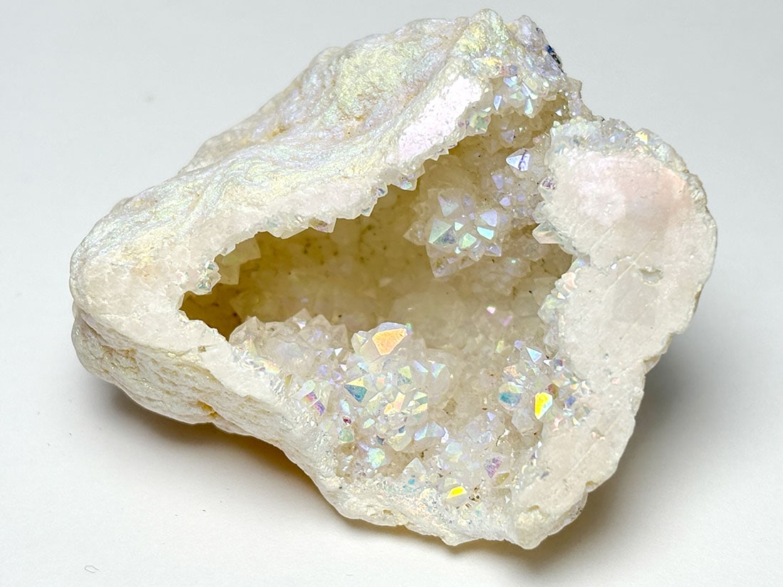 モロッコ産 オーラクォーツ ジオード / Aura Quartz Geode