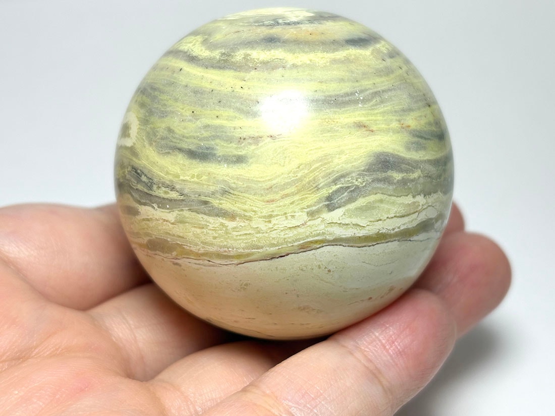 インド産 サーペンティン 51mm丸玉 ( 蛇紋石 )/ Serpentine Sphere