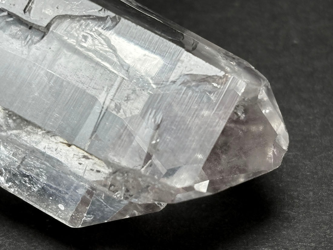ゼッカデソウザ産 水晶 ポイント / Zecca De Souza Quartz