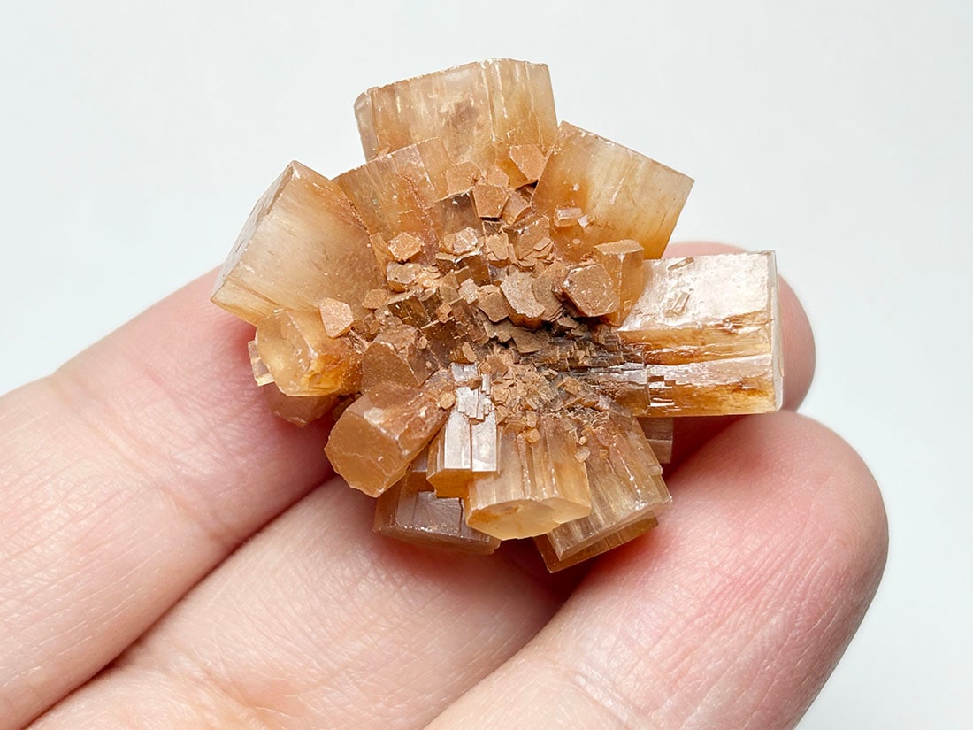 モロッコ産アラゴナイト/Aragonite (霰石)