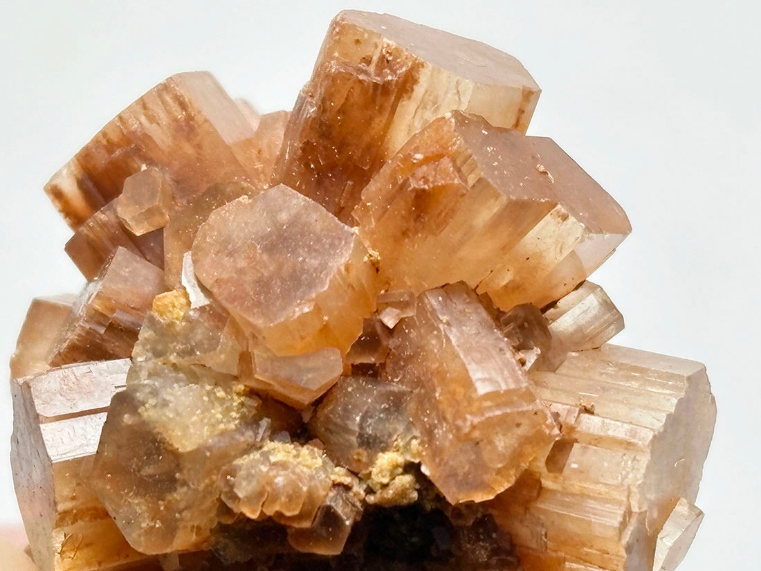 モロッコ産アラゴナイト/Aragonite (霰石)